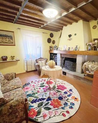 Casa indipendente di 150 m² con più di 5 locali e 
