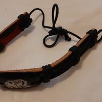 Braccialetto di artigianato africano