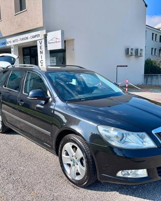 Skoda Octavia 1.6 TDI CR F.AP. DSG Wagon Elegance