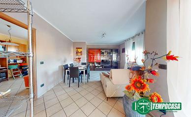 QUADRILOCALE SENZA LAVORI AUTONOMO!!