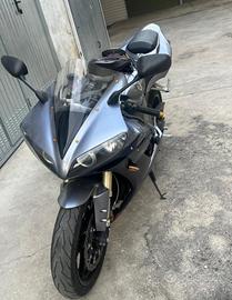 Yamaha R1