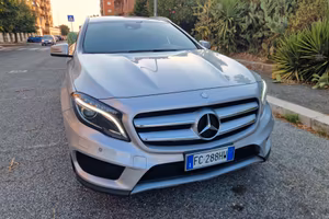 Mercedes-benz GLA 220 d Automatic Premium 106 mila