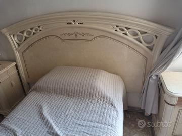Tastiera letto. Solo ritiro a mano.