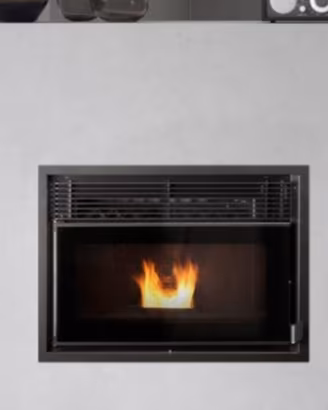 Inserto per camini ventilato