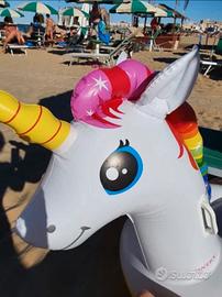 Unicorno gonfiabile
