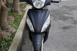 Honda Vision 50 - 2015