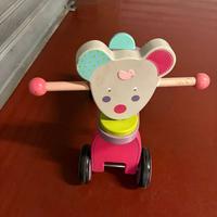 Bicicletta in legno con 4 rotelle