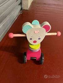 Bicicletta in legno con 4 rotelle