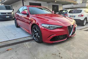 ALFA ROMEO Giulia 2.9 Bi-Turbo Quadrifoglio MAN