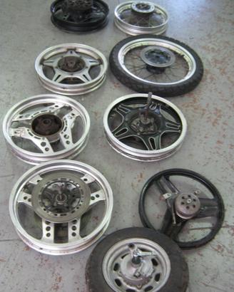 Cerchi e ruote Honda, Yamaha, Suzuki, DID, Akront