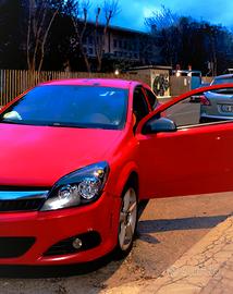 ricambi Opel Astra H GTC 1.7 cdti