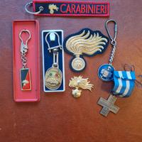 Lotto Oggettistica Carabinieri e Militaria 