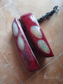 Fari posteriori fiat 600 con lievi difetti