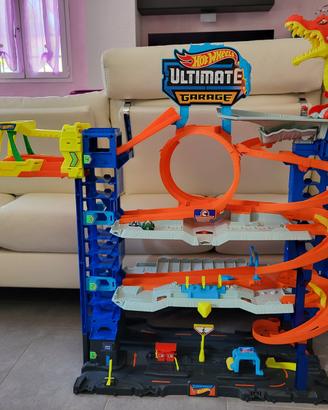 Ultimate Garage Hot Wheels