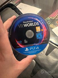 VR WORLDS PS4