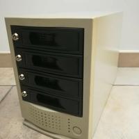 NAS 4 dischi Gigabit RAID quad core