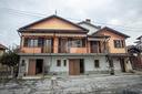 4-locali-a-genola