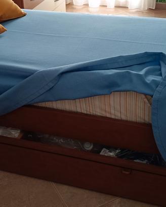 Letto singolo con cassettone