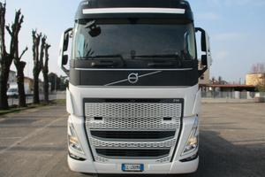 VOLVO FH 13 500 I SAVE Globetrotter RETARDER 2023
