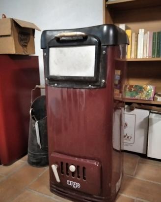 Stufa a legna Argo bruciatutto