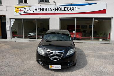 Lancia Ypsilon 1.2 69 CV 5 porte S&S Platinum