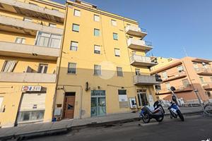2 LOCALI A CAGLIARI