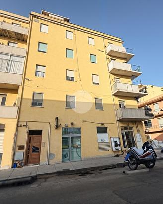 2 LOCALI A CAGLIARI