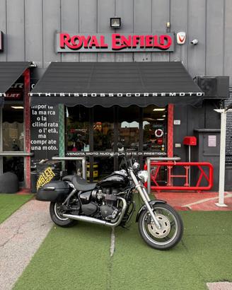 Triumph SpeedMaster 865