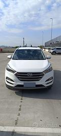 Hyunday Tucson 2016 1.7 CRDI  Xpossible