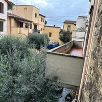 LASTRA A SIGNA Villino con giardino