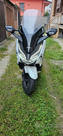 Honda forza 125