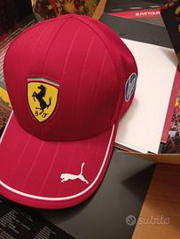 cappello ferrari