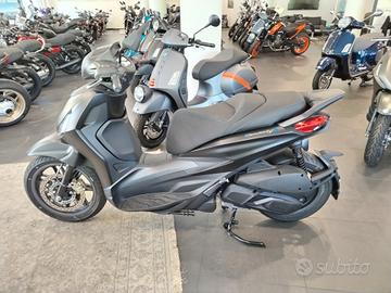 Piaggio Beverly 310