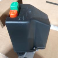 Pressostato trifase italiano