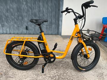 Cargo bike elettrica Uco SUM fat bike bafang motor
