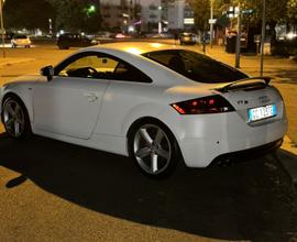 AUDI TT Sline