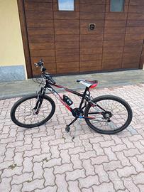 Bicicletta Mountain bike