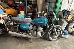 Suzuki gt 750