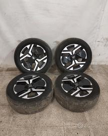 Cerchi e gomme Peugeot 2008 nuovo da 215/60/17