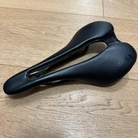 Selle Italia Slr Boost Superflow Carbon 143