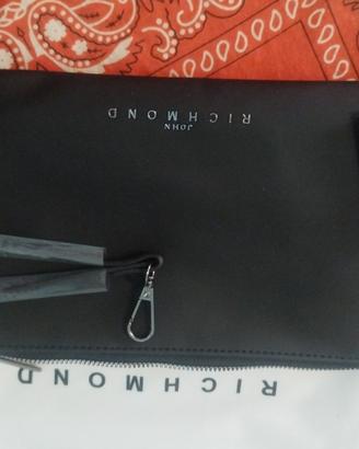 Pochette nuova John Richmond 