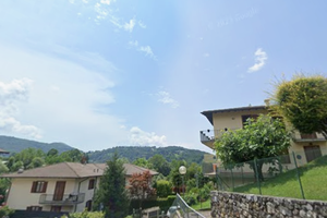 Trilocale con terrazzo e posto auto privato