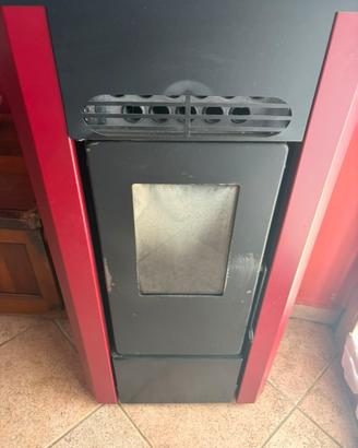 Stufa a pellet Karin 8,9 Kw