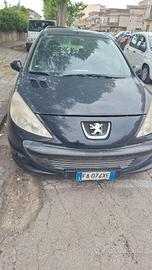 auto motore da rifare però impianto a gas perfetto