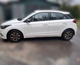 HYUNDAI i20 - 2019