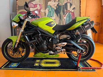 Triumph Street Triple 675