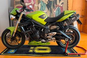 Triumph Street Triple 675
