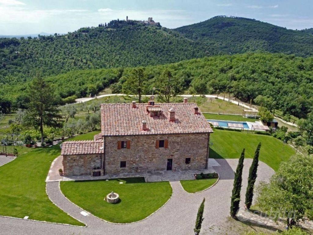 Rustico / Casale di 670 m² con più di 5 locali e b - Vista 5
