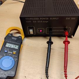 alimentatore stabilizzato 