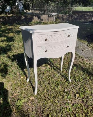 Antico comodino bianco bombato a due cassetti